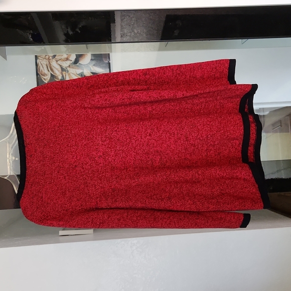 Tunic - Picture 5 of 5